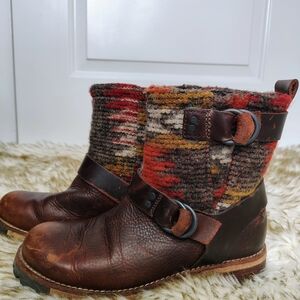 Woolrich Red and Gray Plaid Wool Lined Cuff